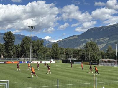 L’allenamento del Torino: partitella con la Primavera, si prova anche la difesa a 3