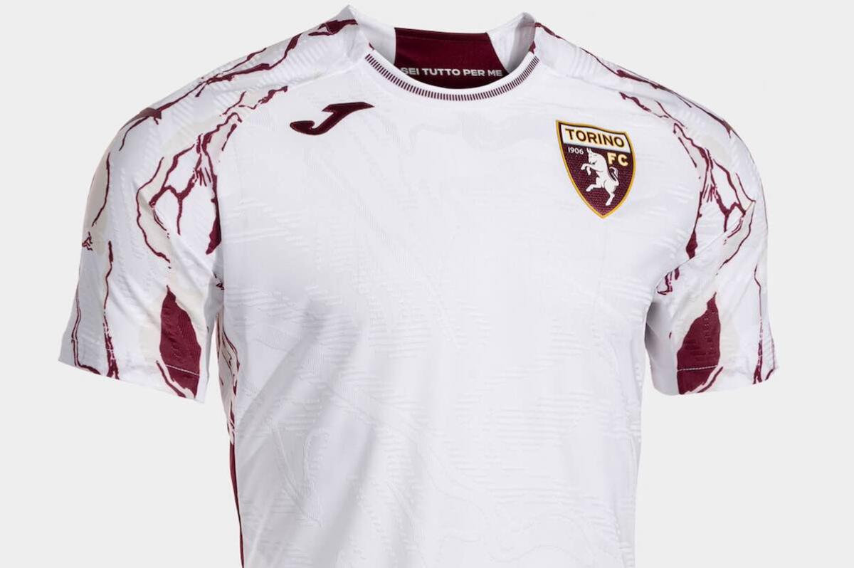 La seconda maglia del Torino