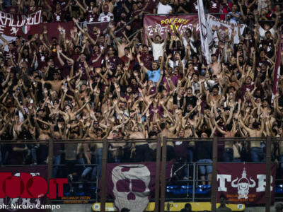 A San Siro fischi e contestazione: i tifosi abbandonano il settore ospiti