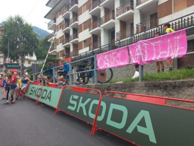 Dopo il Giro d’Italia e il Tour de France, striscioni contro Cairo anche alla Vuelta