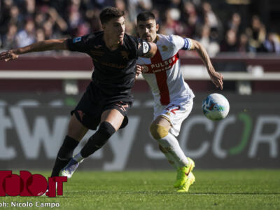 Entusiasmo rossoblù e contestazioni granata: le due facce di Genoa-Torino