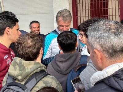 Baroni, selfie e autografi nel Cortile. I tifosi: “Fila sempre aperto”