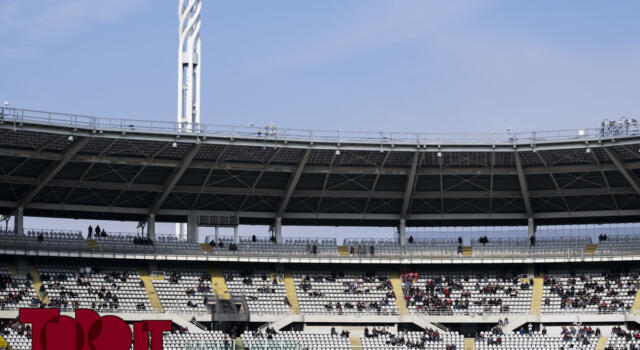 Curva vuota e torneo sotto la Maratona: la protesta dei tifosi per Torino-Lazio
