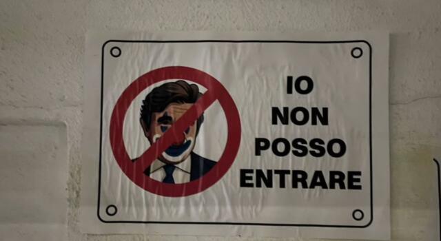Torino, nuovo striscione esposto contro Cairo nella notte