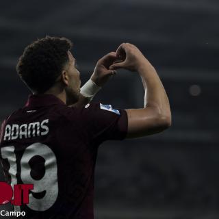 Adams allo scadere non basta: il Milan in cinque minuti vince la partita