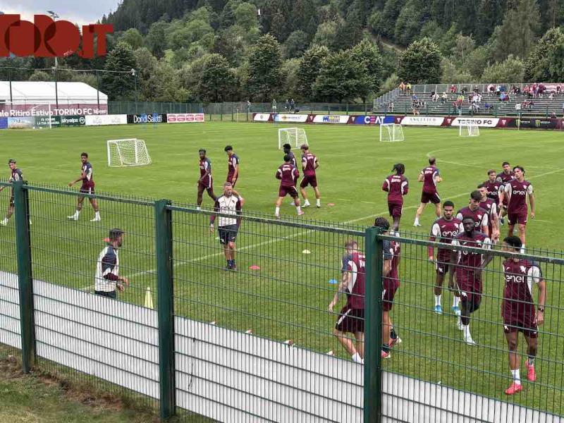 Pinzolo, l’allenamento: esercitazioni tattiche, Adams col preparatore