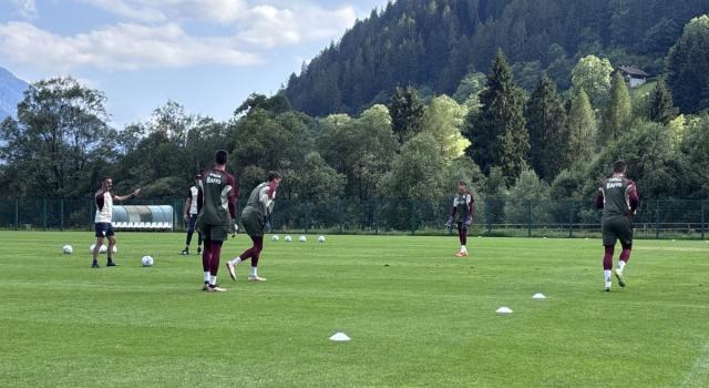 Pinzolo, l’allenamento: differenziato per Adams e Simeone, Zapata in gruppo