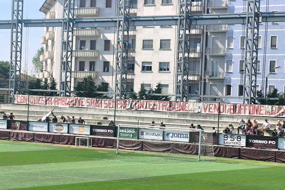 Filadelfia: assente il tifo organizzato, striscione contro Cairo