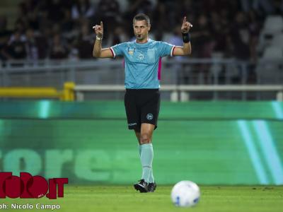 Torino-Monza, Perenzoni cede al VAR: niente penalty al Toro al 94′