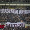 Cori e uno striscione: che “accoglienza” della Maratona a Juric…