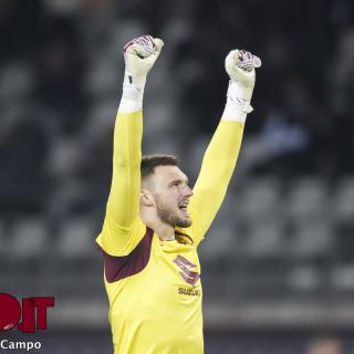 Perri: “In Italia è difficile fare gol, a meno che non sei il Cholito”
