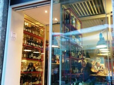 Tifosi della Juve assaltano un’enoteca frequentata da sostenitori granata