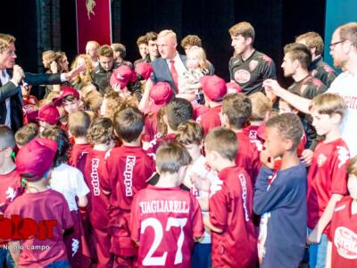 Glik, gesto di beneficenza: 36mila euro per il suo quartiere