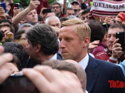 Glik legge i nomi dei Caduti: commozione a Superga