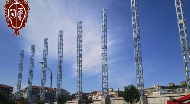 Filadelfia, montati i pilastri del sistema anti veduta