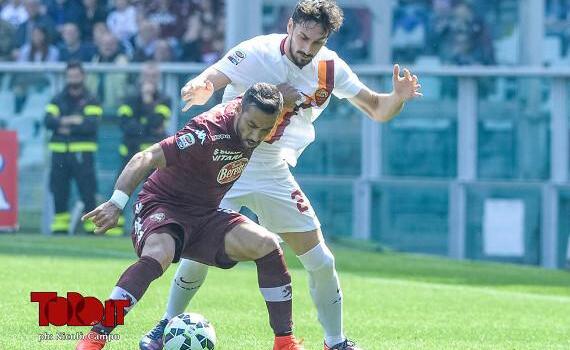 Mario Suarez alla Fiorentina. La Sampdoria ripensa a Cassano