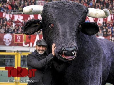 Tutta la grinta di Annoni al Gran Galà Granata!
