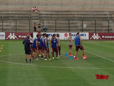 Toro, terminato il primo allenamento a Chatillon: a parte solo Obi