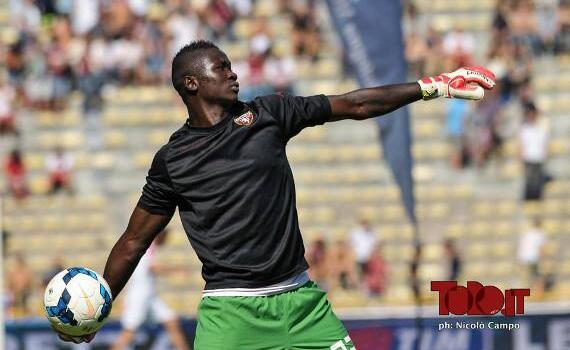 Il Bari accelera per Lys Gomis